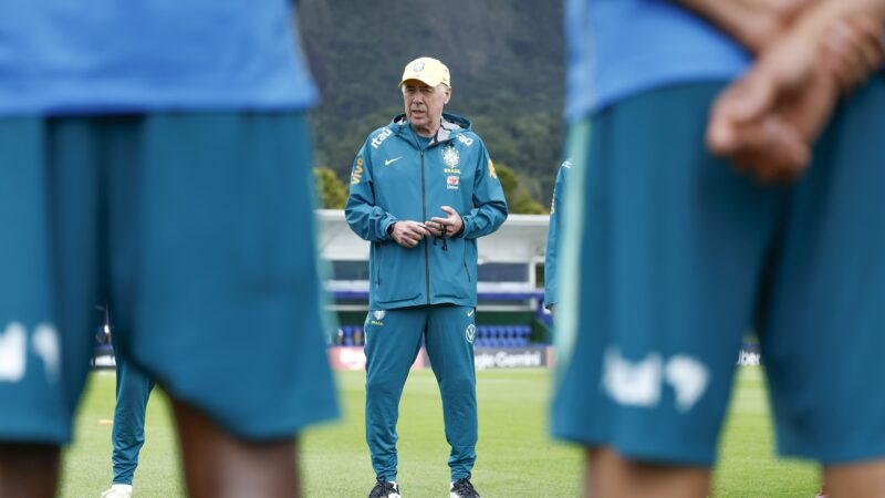 Seleção planeja observações em amistoso no Maracanã e poderá fazer até 11 substituições
