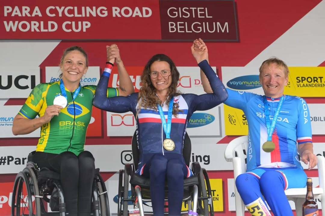 Jéssica Messali conquista três medalhas de prata em etapa da Copa do Mundo de Paraciclismo