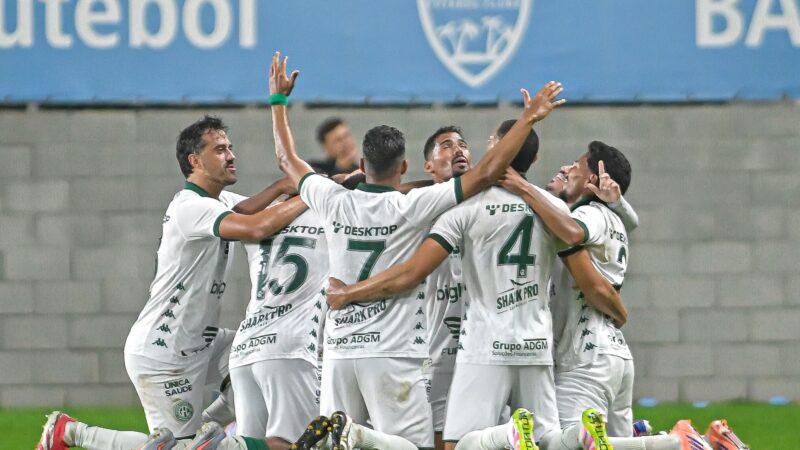 Análise: Guarani supera desconfiança inicial e começa a engrenar na Série C