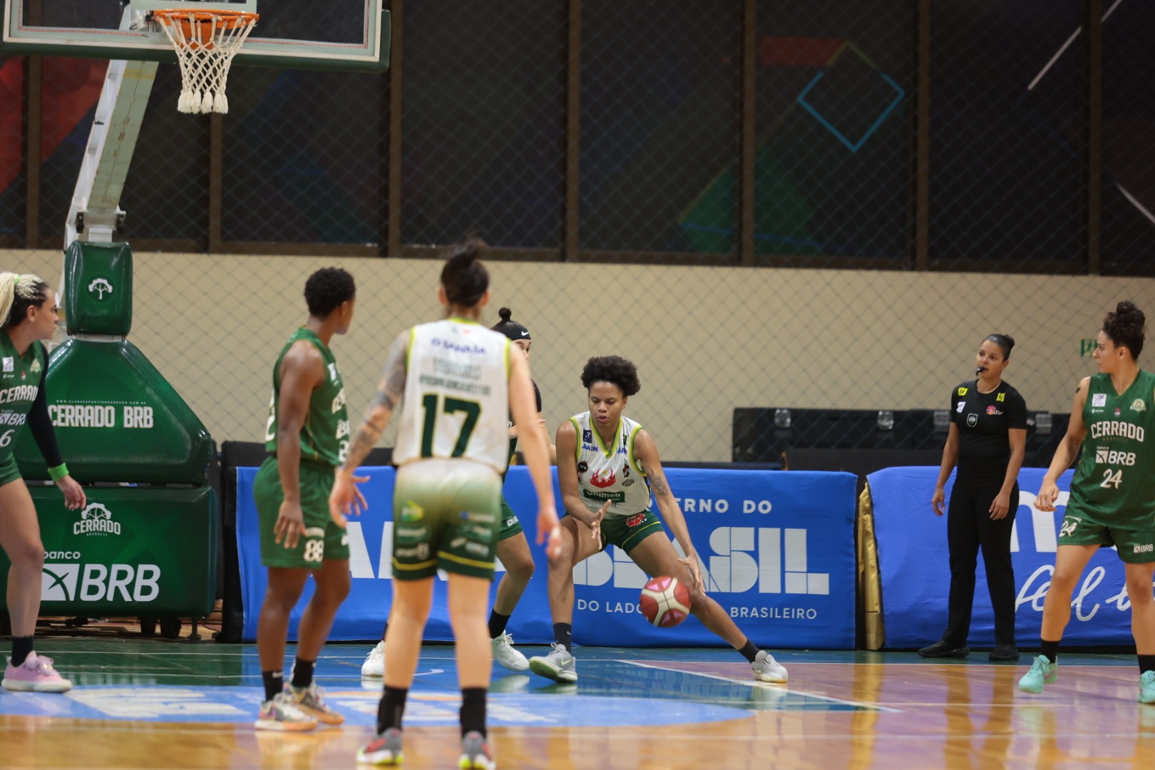 LBF: Cerrado vence o Campinas em noite inspirada de Sassá