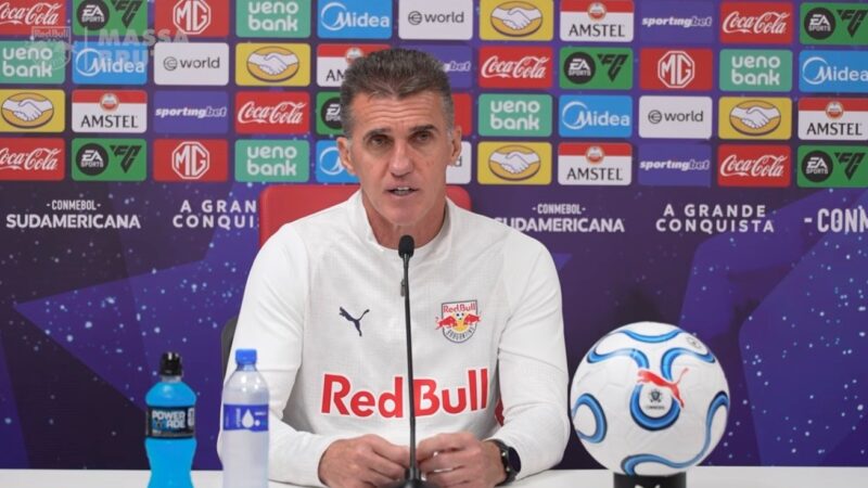 Mancini vê bom jogo do Bragantino contra o River e diz que expulsão custou caro ao Massa Bruta