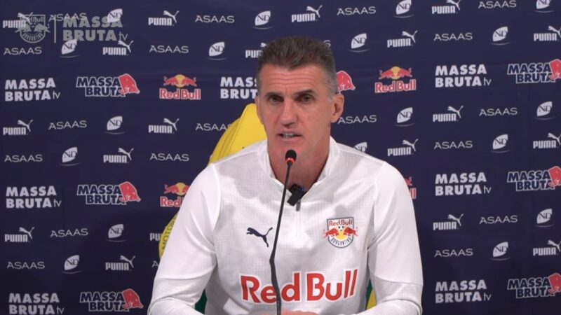 Após vitória do Bragantino, Mancini explica escolha de Sasha em penalidade