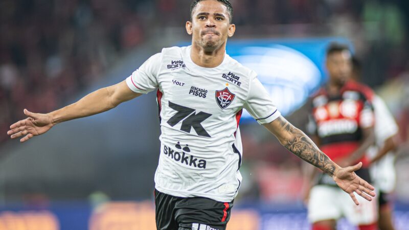 Vitória entra com recurso no STJD e pede efeito suspensivo para Erick