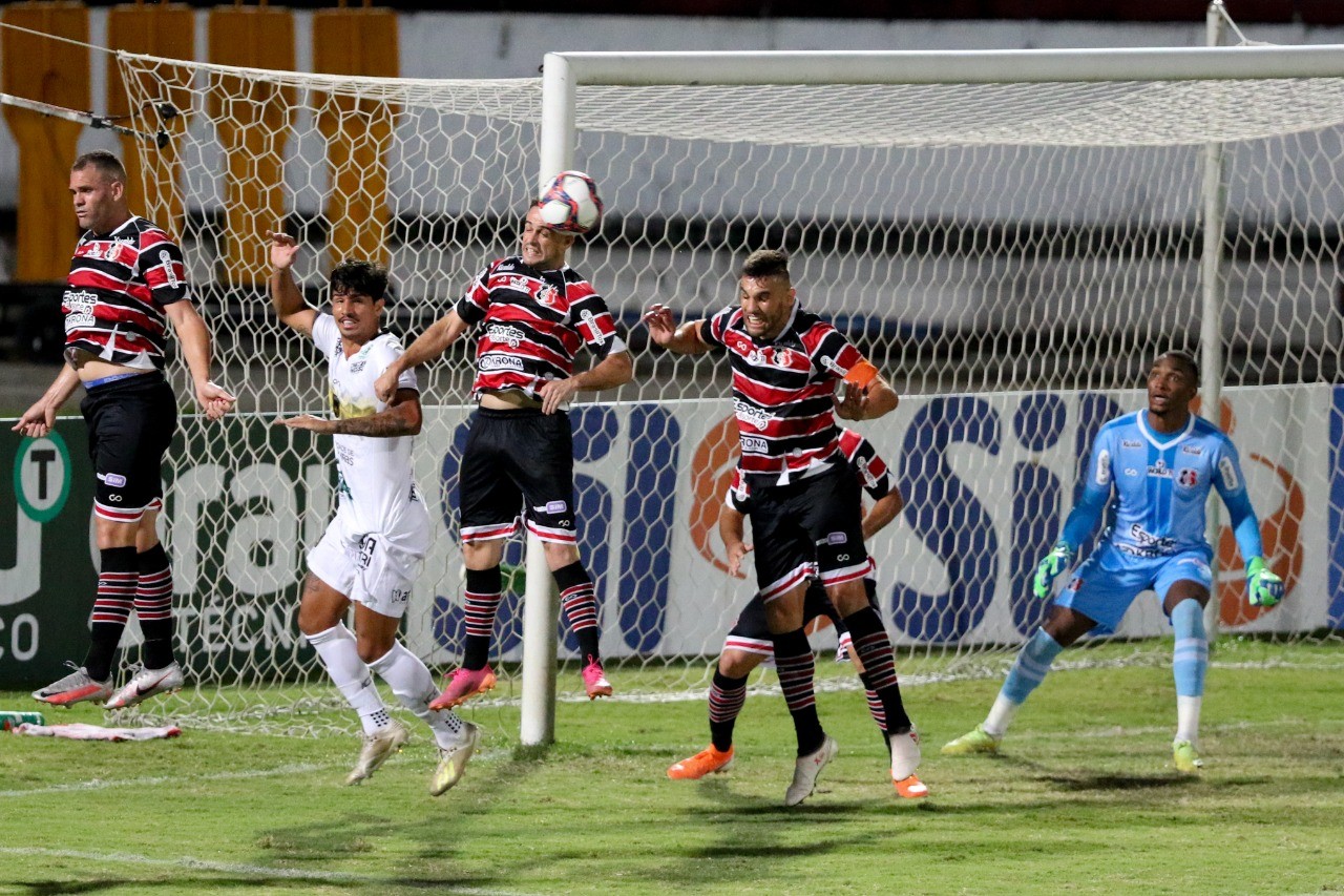 Santa Cruz defende invencibilidade histórica contra o Volta Redonda