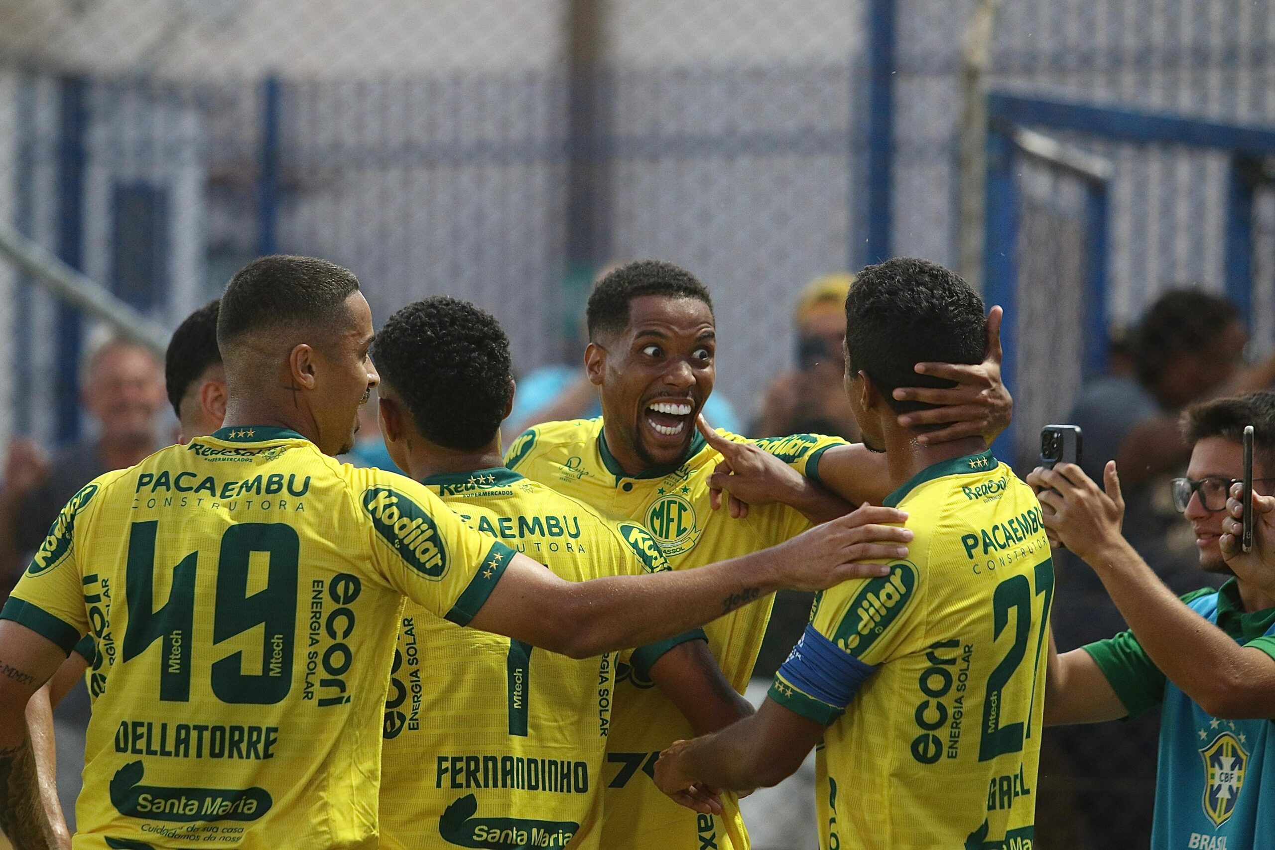 Próximo adversário, Chapecoense nunca venceu o Mirassol e participou de marcas históricas do Leão