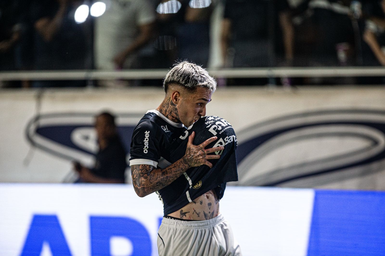 Sem acordo, Diego Hernández se aproxima de despedida no Remo