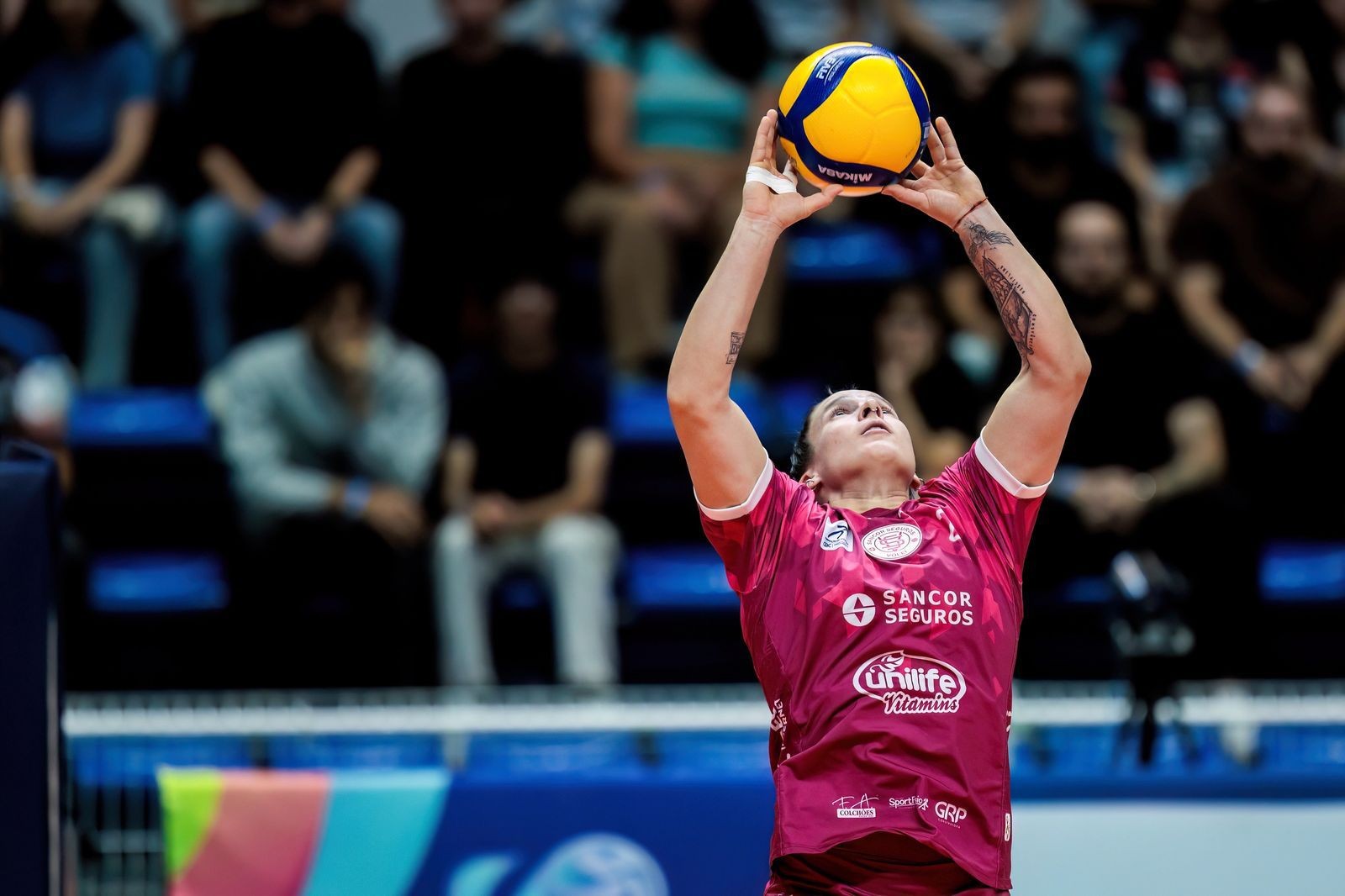 Inscrita pelo Brasil na Liga das Nações, Bruninha renova com o Maringá Vôlei; Jussara volta