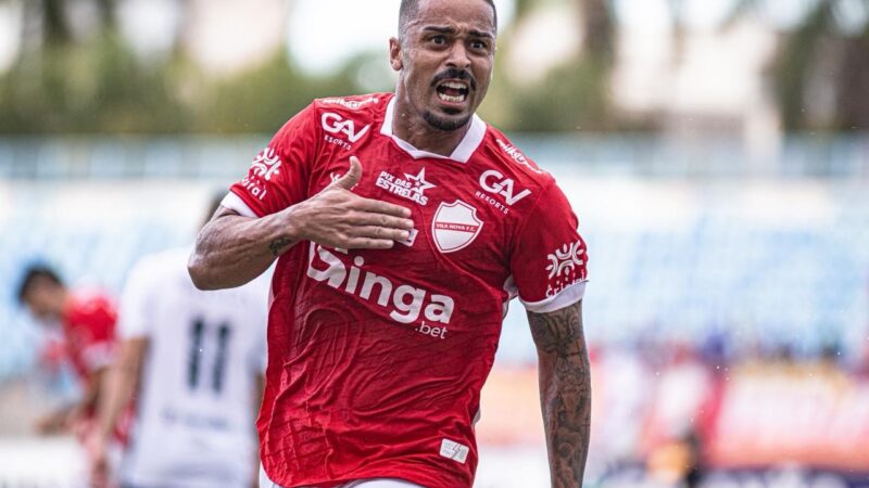 Dellatorre tem efeito suspensivo aceito e fica liberado para defender o Vila Nova