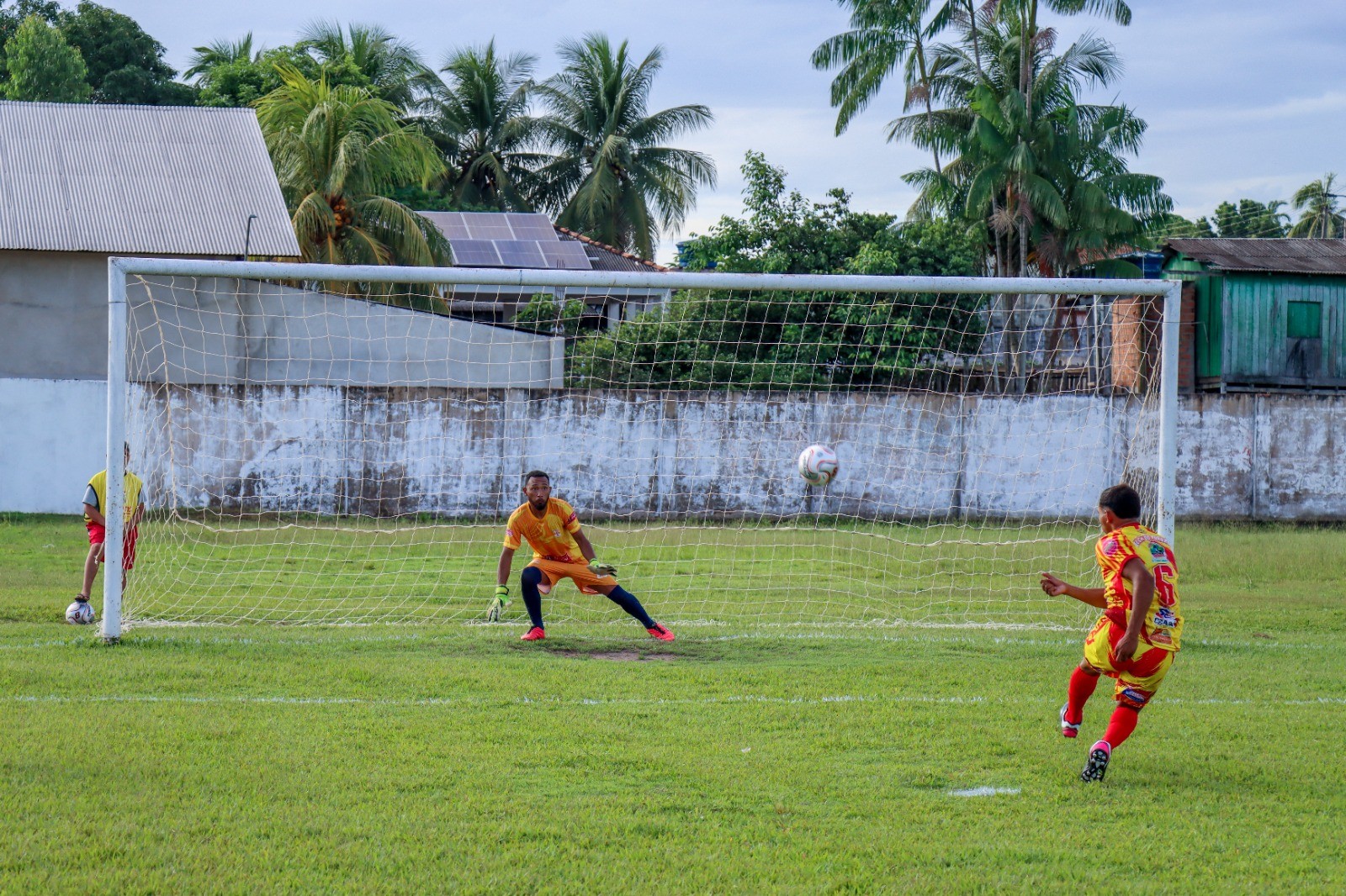 Ilha Grande, Matá, Canta Galo e Arapucu garantem vaga nas semifinais da Copa de Futebol do Interior de Óbidos