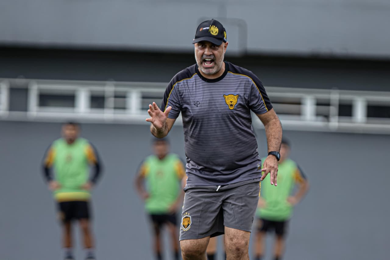 Técnico Cristian de Souza deixa o Amazonas para assumir o Santa Cruz
