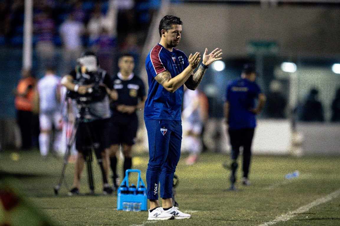 Carpini celebra classificação do Fortaleza, critica pênalti e projeta jogo contra o Avaí