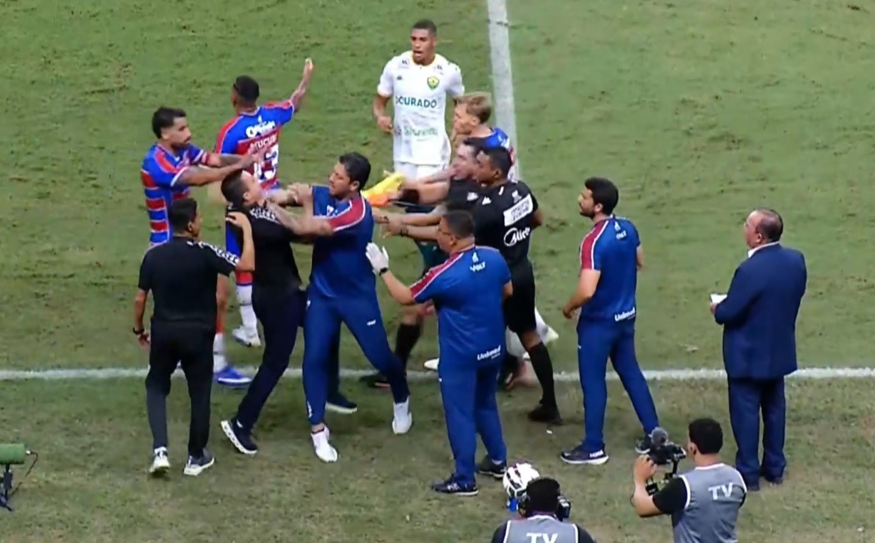 Carpini e Eduardo Barros serão julgados após briga em Fortaleza x Cuiabá