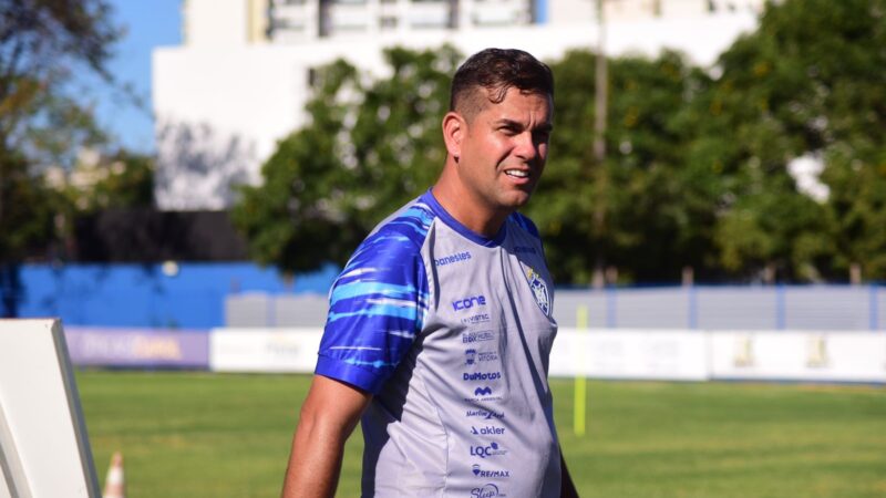 Soriano vai priorizar fator físico na escalação do Vitória-ES para clássico da Copa ES