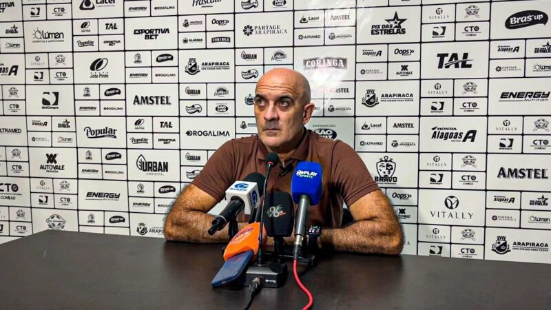 Schülle vê ASA valente contra o Sport, mas lamenta gols perdidos
