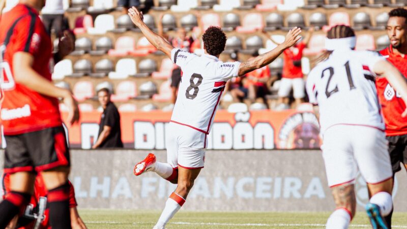 Morelli celebra fase artilheira e busca quebrar recorde de gols em uma temporada