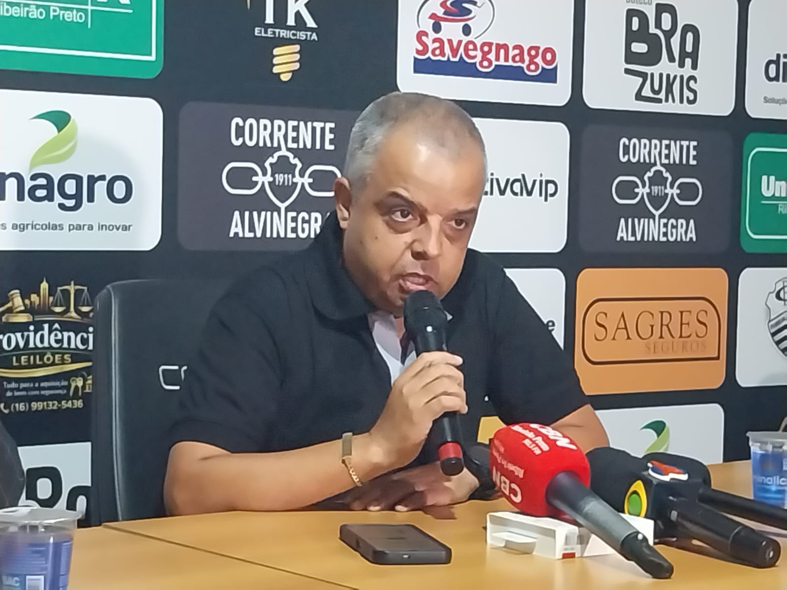 Tiago Pires cita experiência em SAF e projeta transição de modelo no Comercial