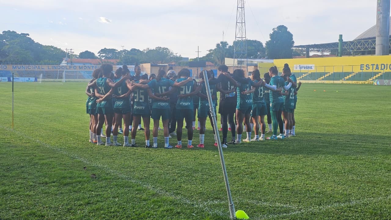 Atlético-PI treina com volta de atacante e quatro desfalques para jogo contra o Vasco