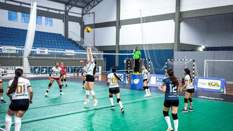 Ainda sem vencer, times acreanos vão disputar semifinais do vôlei na Série Cobre dos JEB’s Sub-18
