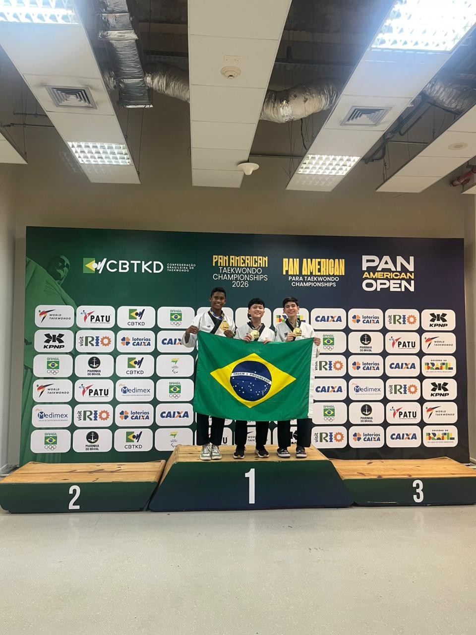 Atleta de Praia Grande conquista ouro no Pan-Americano de Taekwondo no Rio de Janeiro