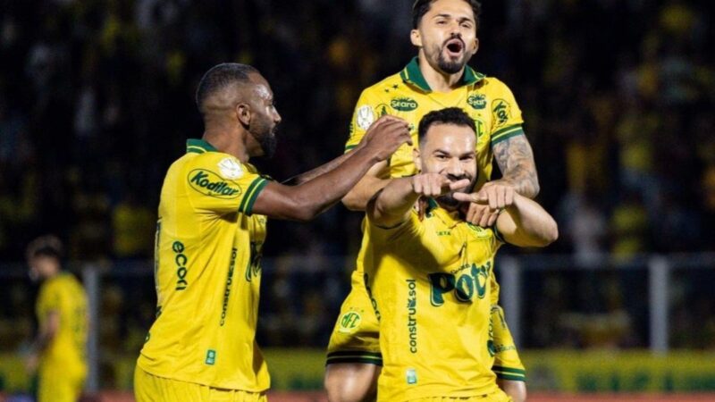 Atuações do Mirassol: Edson Carioca sai do banco e garante classificação inédita; dê suas notas