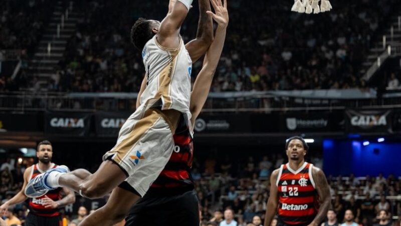 Brasília vence o Flamengo em jogo com recorde de público e volta à semifinal do NBB após 10 anos