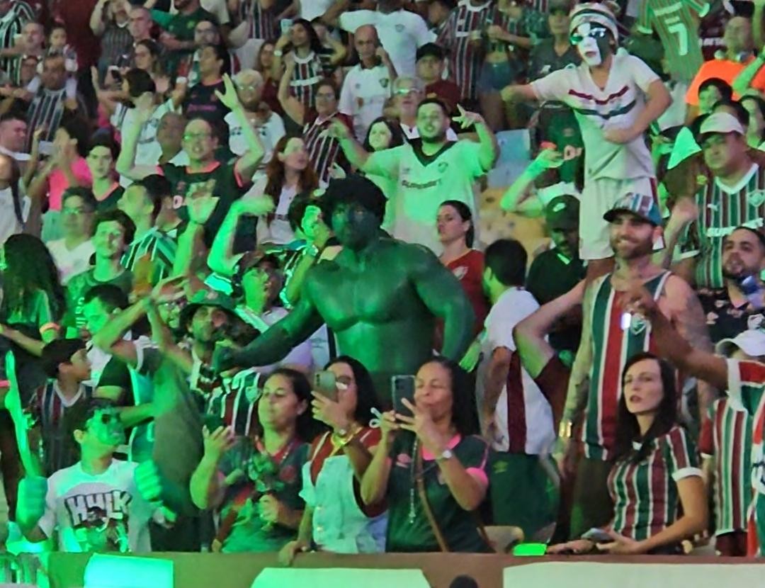“Hulkmania” toma conta das arquibancadas do Fluminense: “Vai ser uma relação muito forte”