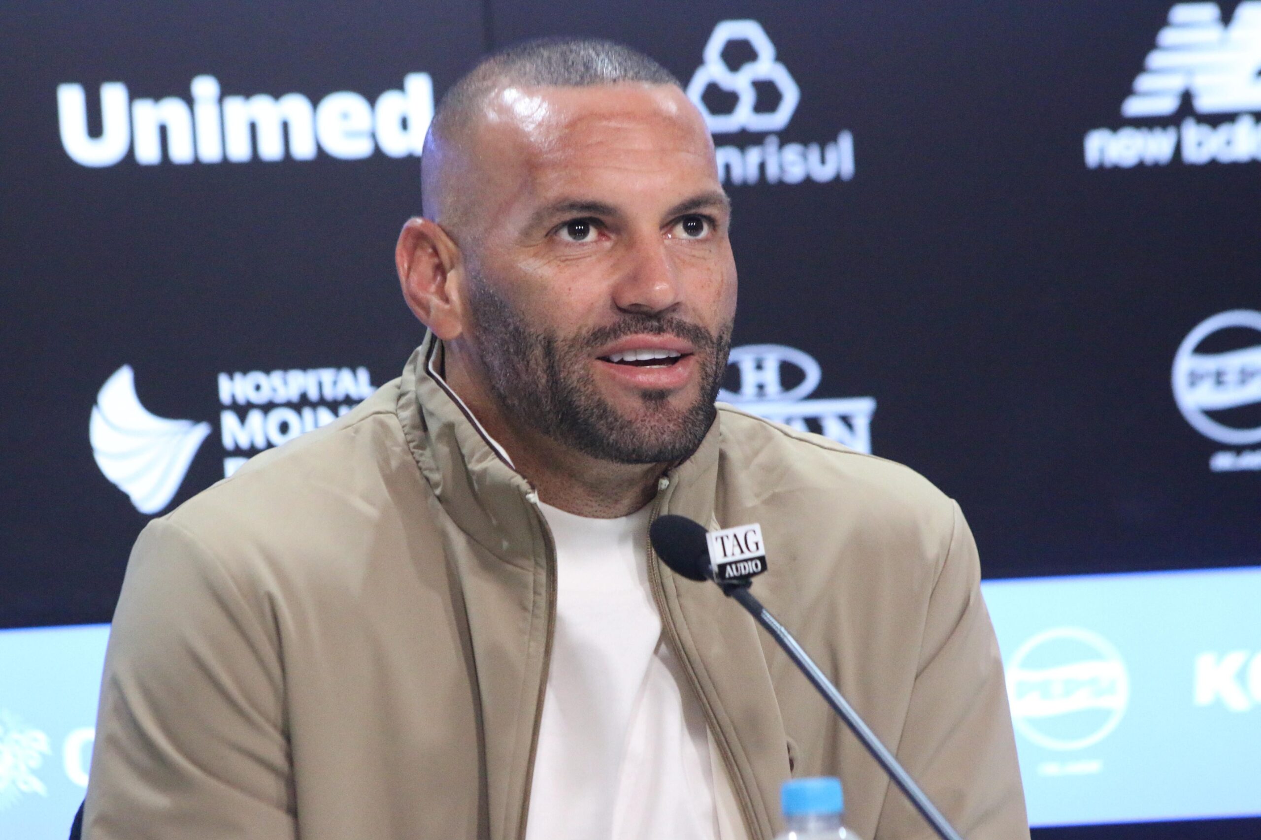 Azarão entre os goleiros, Weverton comenta convocação para a Copa: “Coisas se alinharam a meu favor”