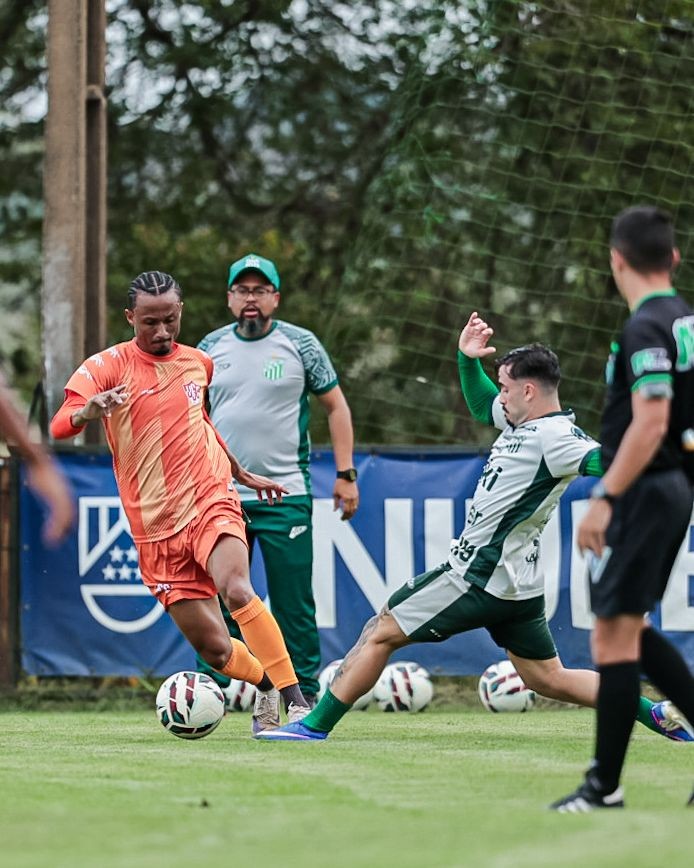 Uberlândia vence Uberaba em jogo-treino no CT Ninho do Periquito