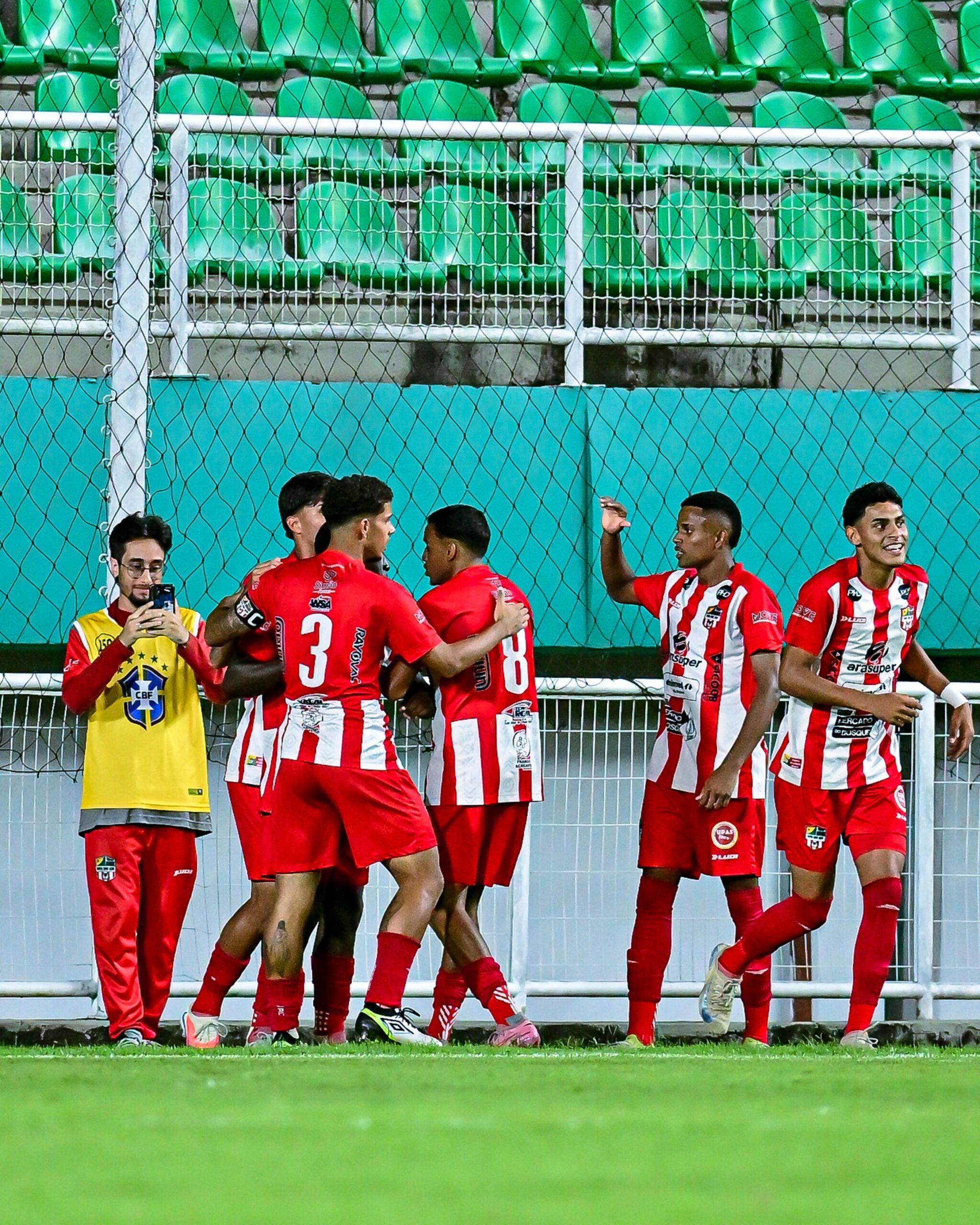 Santa Cruz-AC goleia Andirá e retoma liderança do Campeonato Acreano Sub-20