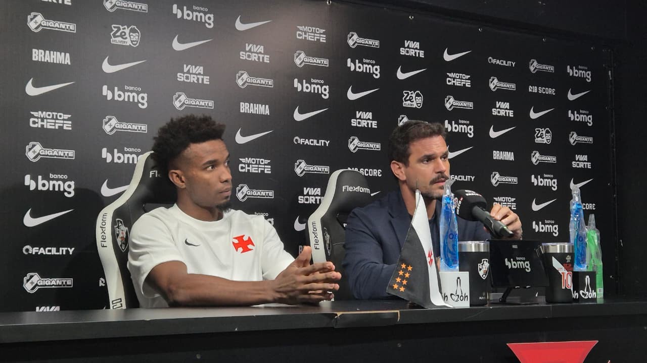 Admar vai à coletiva e diz que Renato continua no Vasco após derrota: “Estamos com ele”