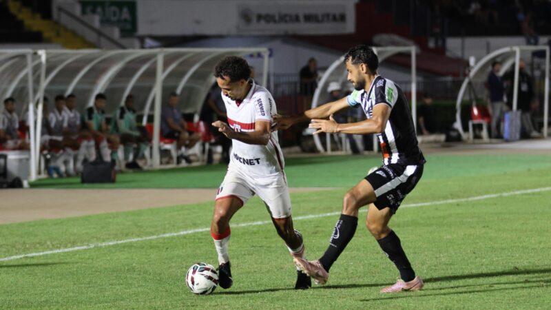 Botafogo-SP amplia jejum, segue no Z-4 e Tencati admite momento turbulento
