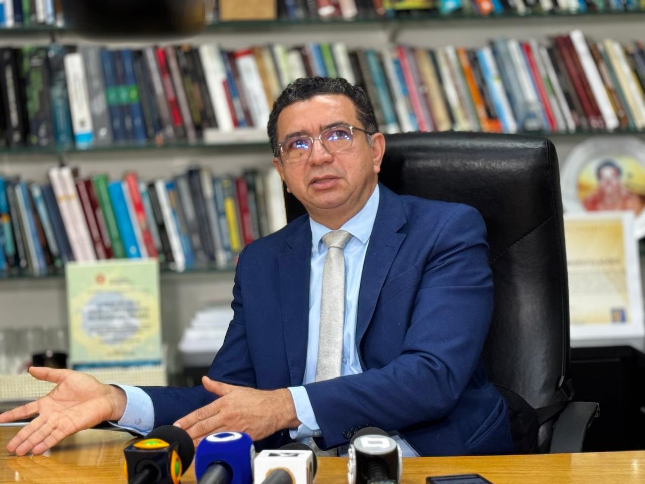 Juiz toma iniciativa e apresenta proposta para encerrar intervenção na Federação Maranhense de Futebol