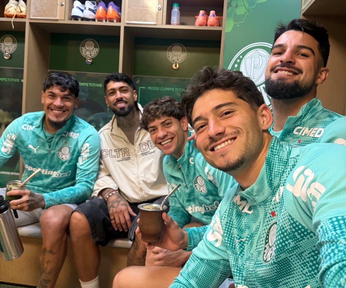 Reforço do Palmeiras, Barboza visita Academia de Futebol