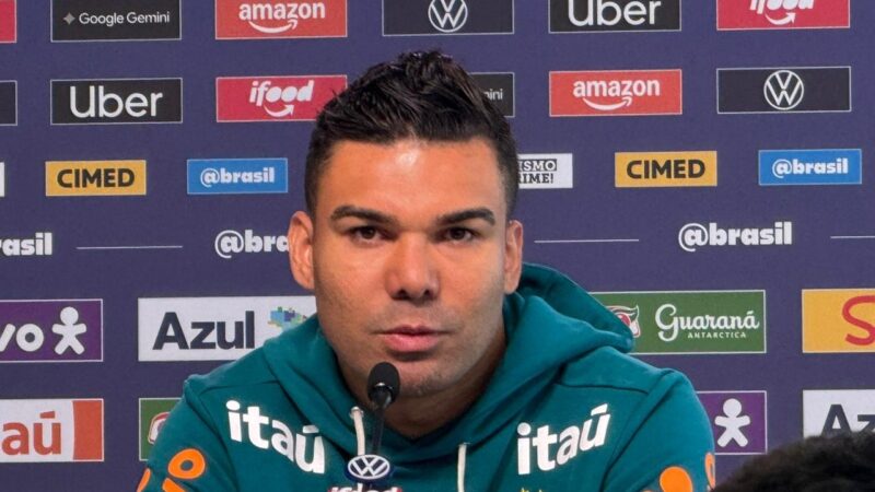Sob sombra de Neymar, Casemiro explica frase sobre Endrick: “Apenas fui protegê-lo”