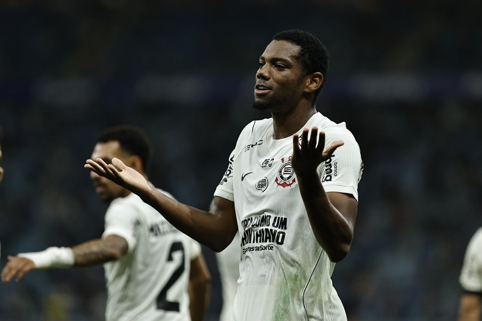 André volta a brilhar pelo Corinthians e se valoriza antes de janela de transferências