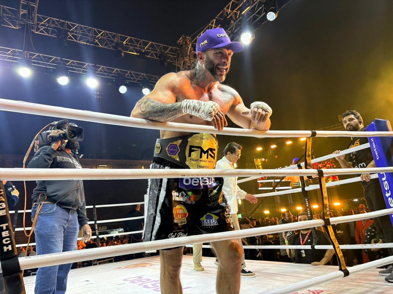 Kléber Bambam vence Davi Brito por nocaute técnico no FMS 8 e desafia Naldo