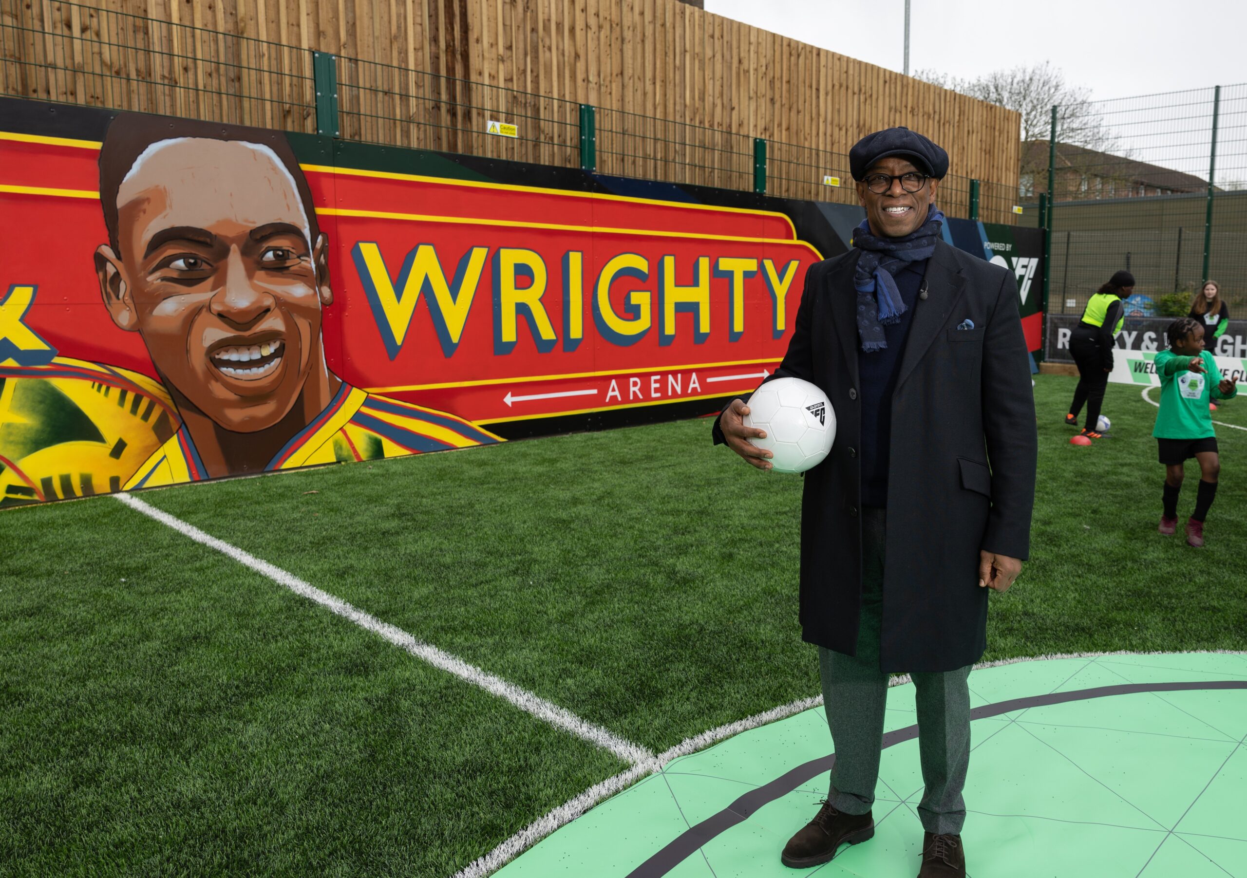 Ídolo da Inglaterra faz duras críticas ao Mundial: “Copa do Mundo do caos”