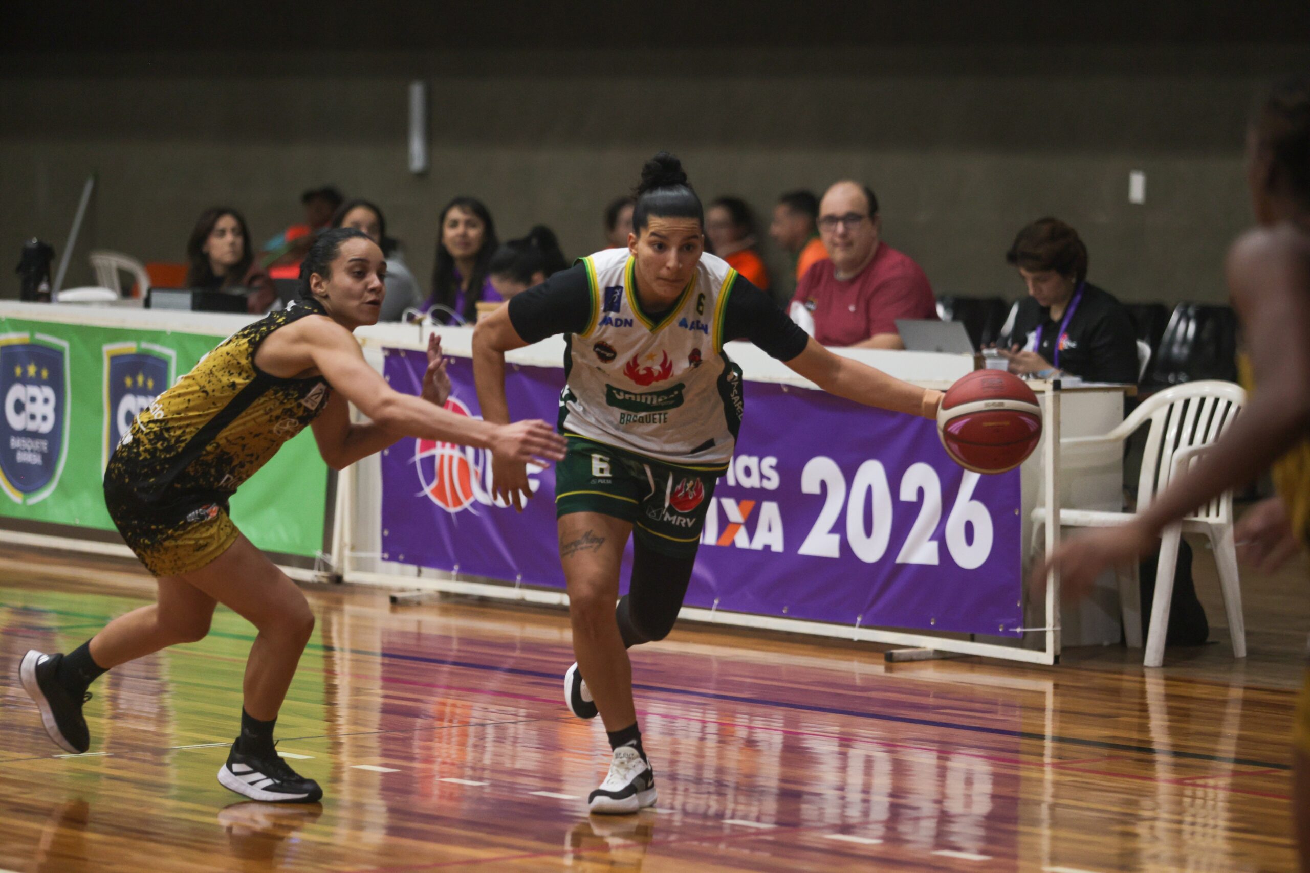 Em jogo de reviravoltas, Campinas vence o Mesquita com direito a 19 pontos seguidos