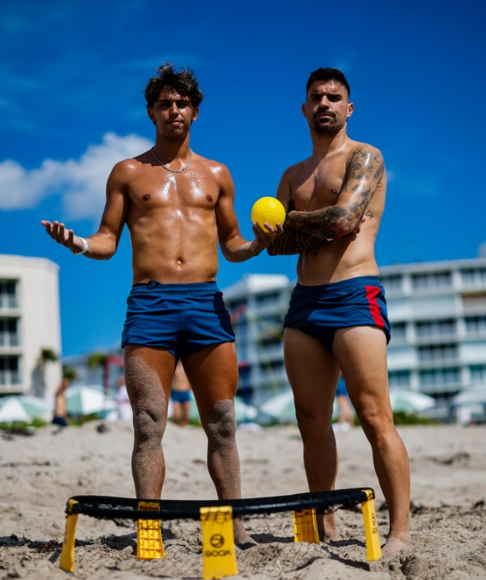 João Félix mostra esporte na areia que faz sucesso entre jogadores de Portugal durante treinos para Copa