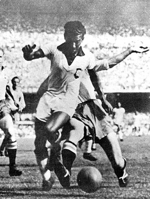 Zico, Romário e mais: veja laços de jogadores da Seleção Brasileira em Copas com o Triângulo Mineiro