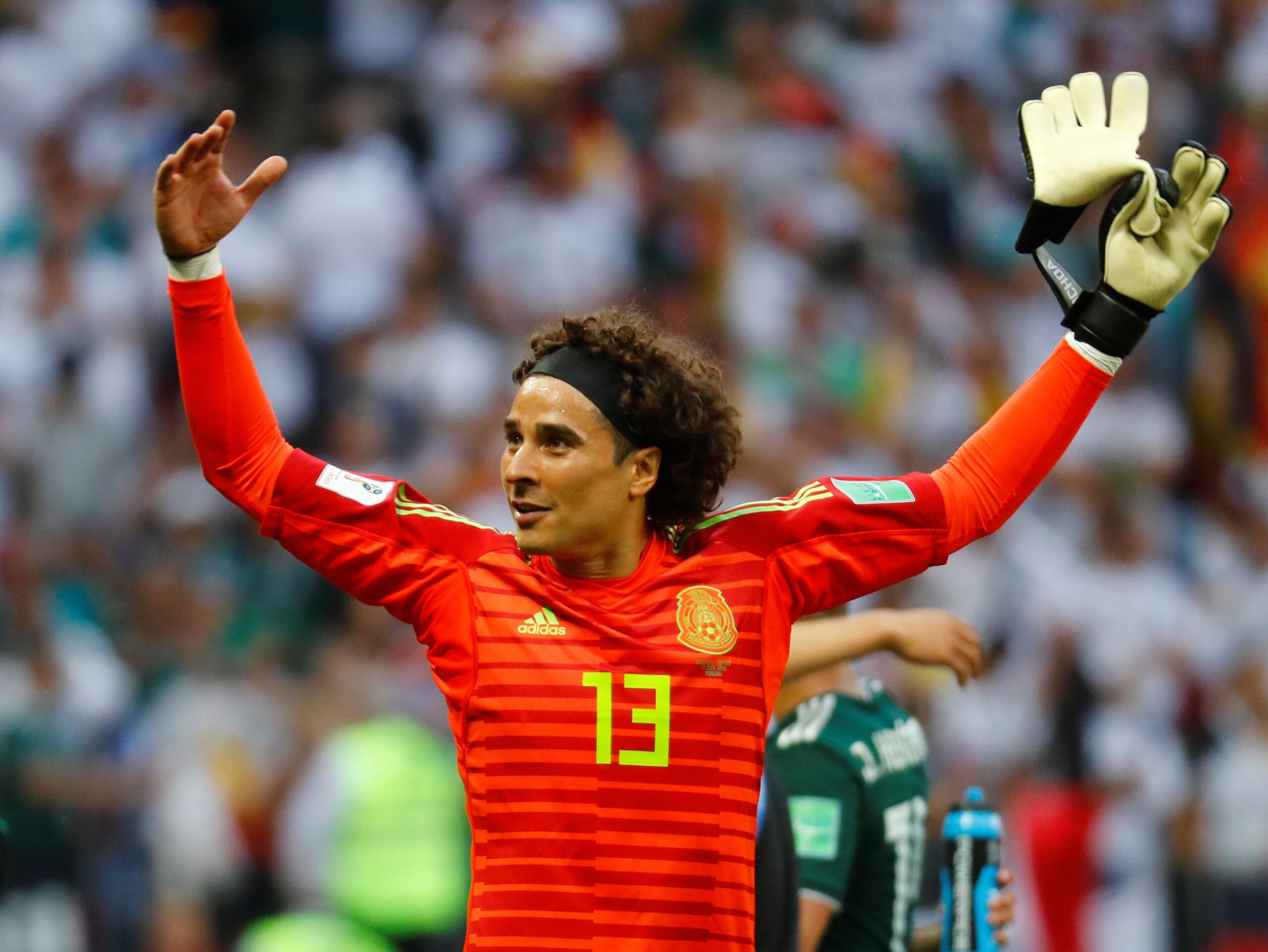 Recordista e sem unanimidade no México: como Ochoa chega à sexta Copa do Mundo