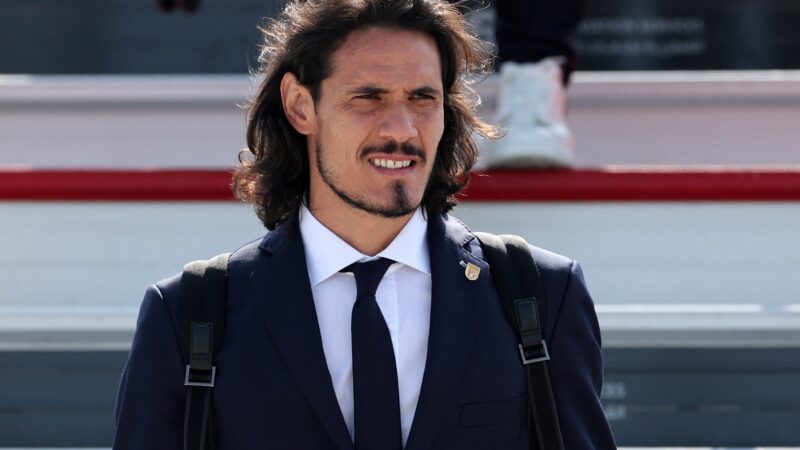 Drama de Cavani: fora da Copa (e da Libertadores), atacante soma lesões e só tem dois jogos no ano