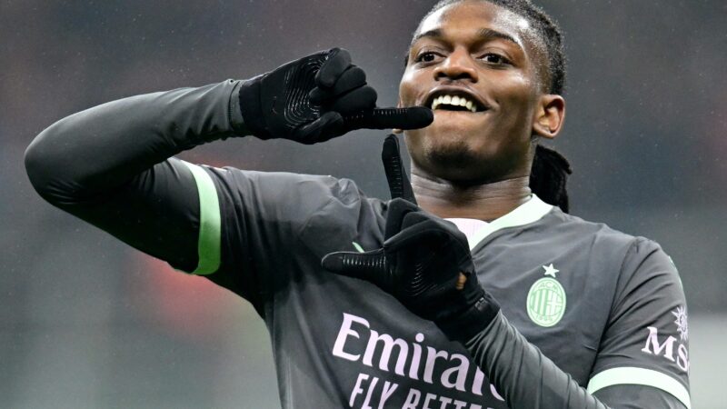Rafael Leão chega à primeira Copa com Portugal em meio a polêmicas e futuro incerto