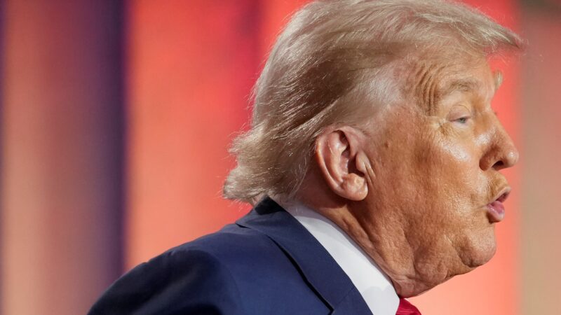 Trump diz que órgão de inteligência dos EUA é ‘grande demais’ e pede demissões