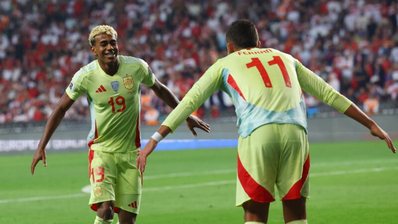 Numeração da Espanha na Copa do Mundo tem Lamine Yamal com a 19 e Olmo com a 10; veja lista