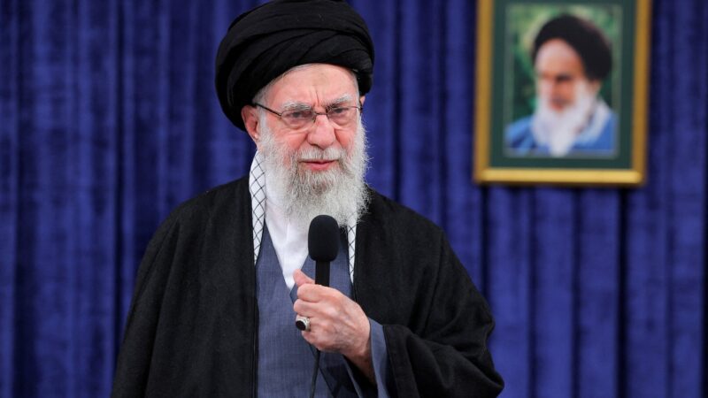 Irã diz que funeral de Ali Khamenei começará em 4 de julho