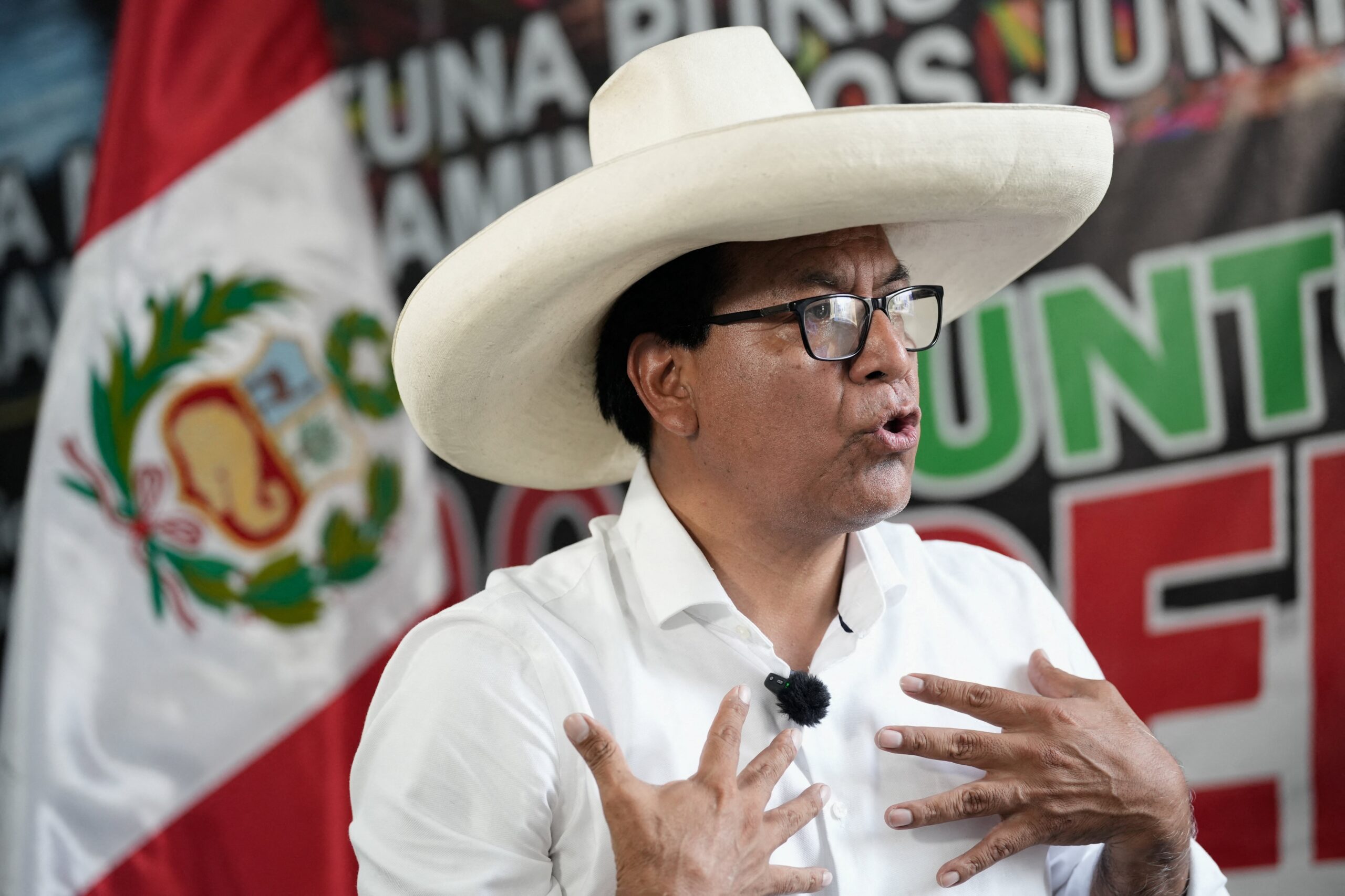 Atrás na apuração por 2.000 votos, Roberto Sánchez propõe recontagem ‘de todas as atas que a legislação permita’ no Peru