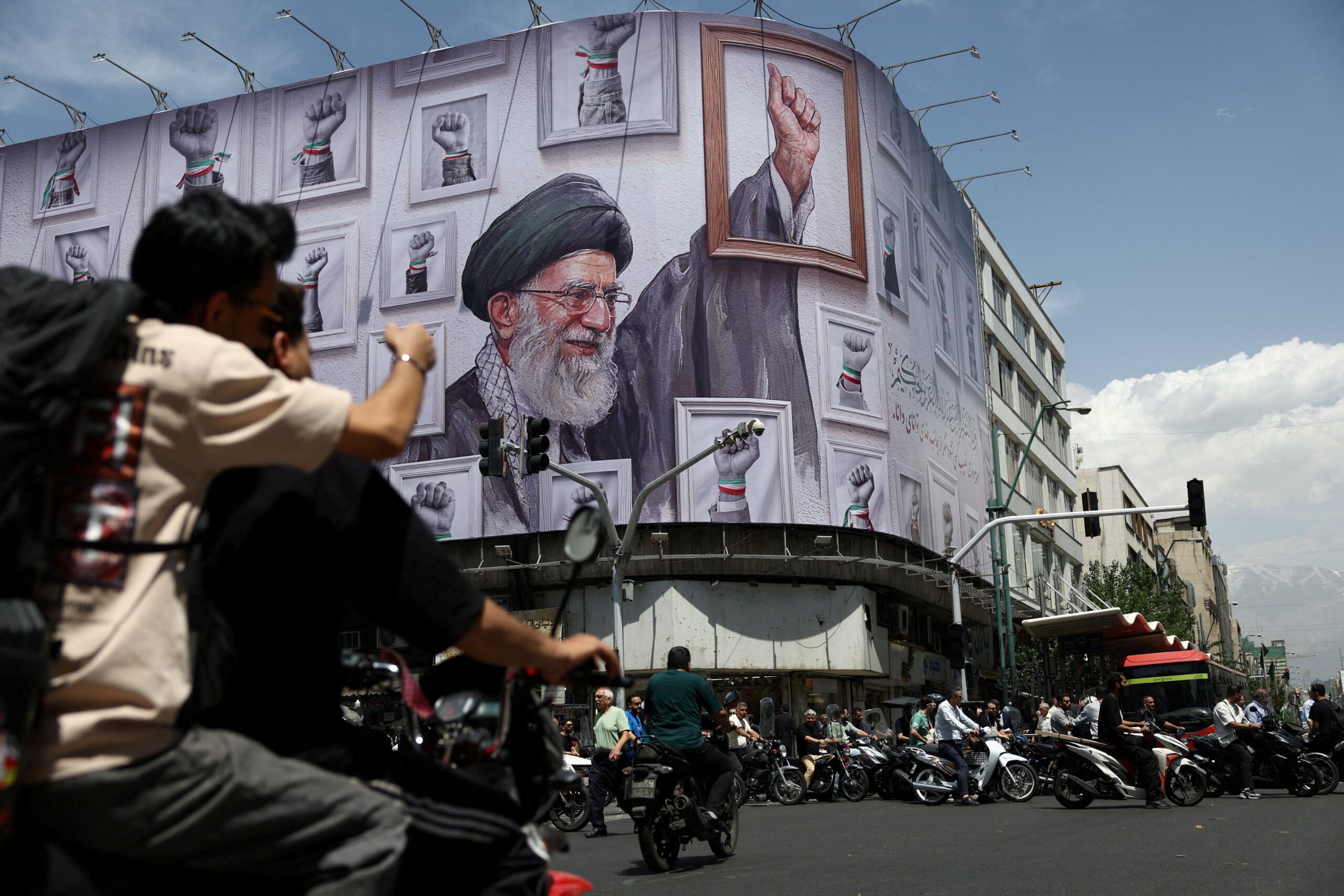 Irã planeja funeral de três dias para líder supremo Ali Khamenei, mais de 3 meses após sua morte