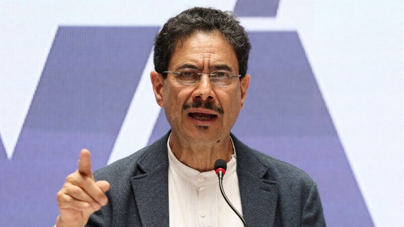 Uma semana após votação, candidato apoiado por Petro reconhece resultado das eleições presidenciais na Colômbia