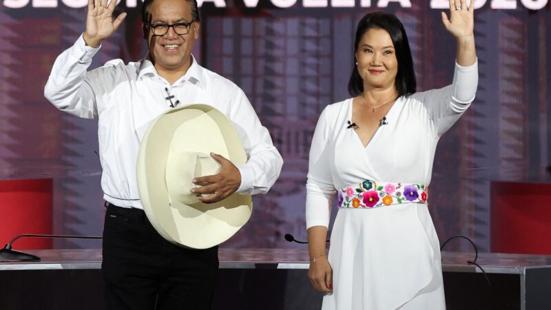 Peru escolhe hoje novo presidente em eleição marcada por polarização e ‘desconfiança crônica’